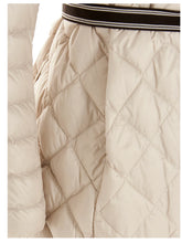 Load image into Gallery viewer, MAX MARA Women&#39;s &#39;The Cube&#39; Trev Cream Quilted Coat MSRP $1235
