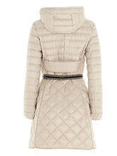 Load image into Gallery viewer, MAX MARA Women&#39;s &#39;The Cube&#39; Trev Cream Quilted Coat MSRP $1235
