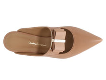 Load image into Gallery viewer, NEW SALVATORE FERRAGAMO Zelda Women&#39;s 724998 Blush Mule Size 6 D MSRP $865
