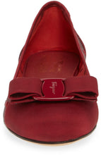 Load image into Gallery viewer, NEW SALVATORE FERRAGAMO Varina Dots Women&#39;s 724119 Red Flats Size 5.5 D MSRP $725
